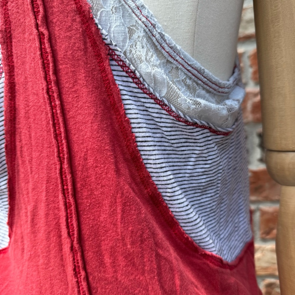Free People We the Free Indonesia layered red top w/lace & stripes / XS / EUC - Picture 8 of 17